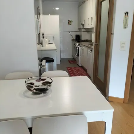 Piso Con Plaza De Garaje Y Jardin Tatil Evi *