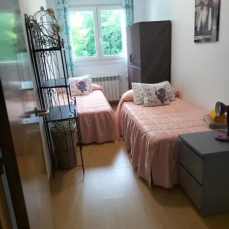 Tatil Evi Piso Con Plaza De Garaje Y Jardin *